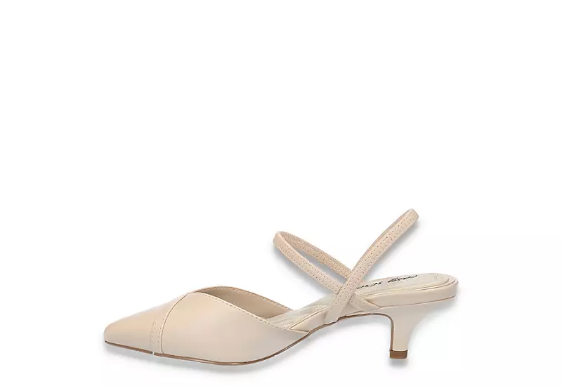 Easy Street Womens Unna Pump - Nude - Image 4